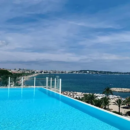Palais Napoleon, Golfe Juan ホテル