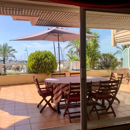 Palais Napoleon, Golfe Juan Отель *